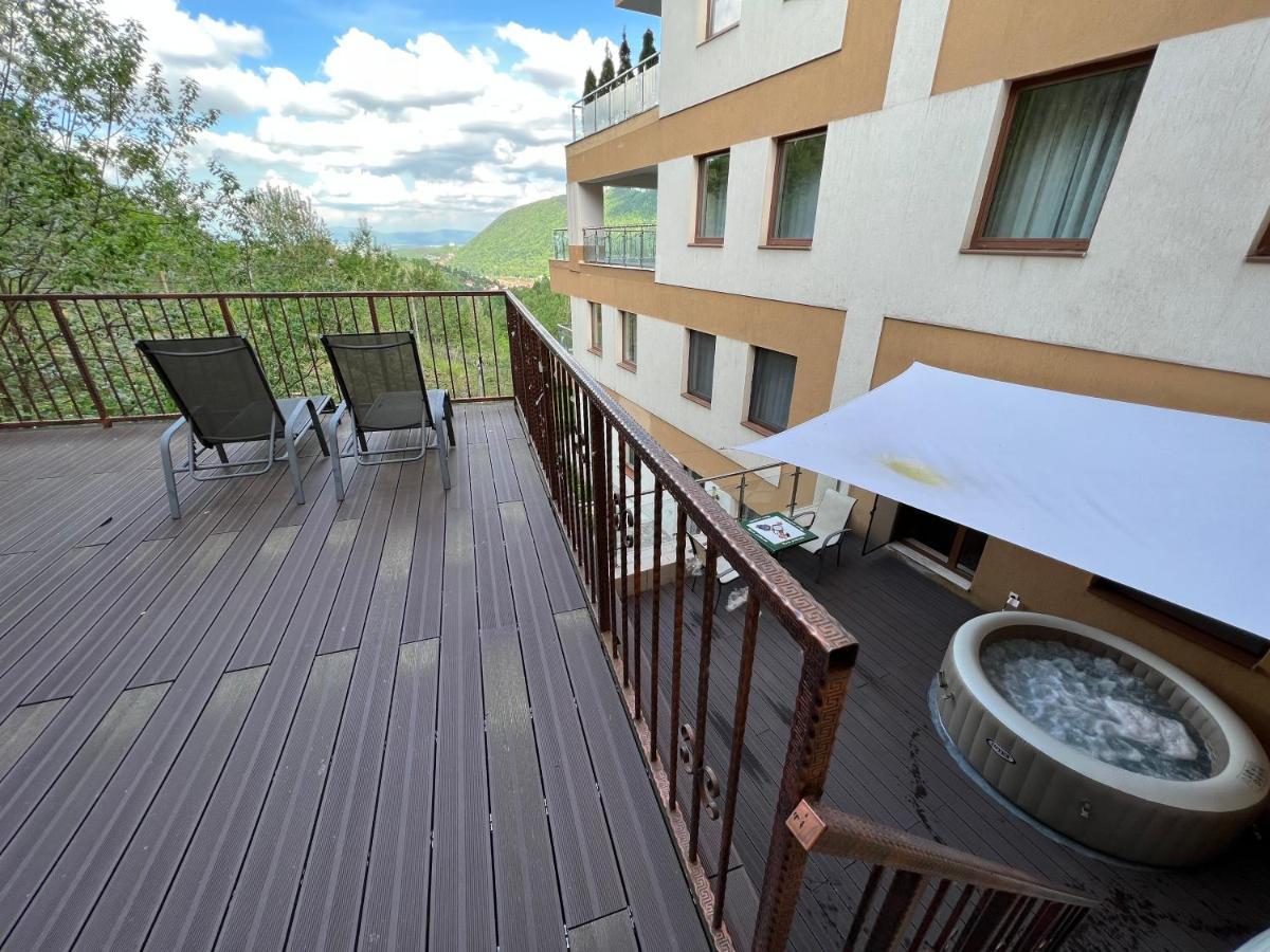 Coroni Studio With Jacuzzi Brasov Exterior photo
